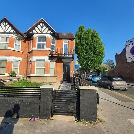 Marble House Edgware Exterior foto